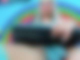Isabella-Brown's Live Sex Cam Show
