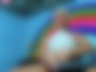 Isabella-Brown's Live Sex Cam Show