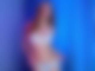 UlanaWallis's Live Sex Cam Show