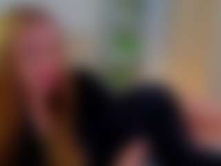 Live cam show with UlanaWallis - Control on sexylive.show