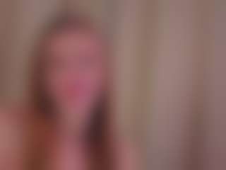 UlanaWallis's Live Sex Cam Show