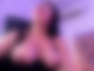 Live cam show with NatashaJamess - Big Ass on hotwifechat.live