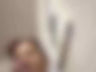 Live cam show with KamilaGndRaTG3 - Spy on Camsoda