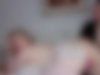oopsallcurves's Live Sex Cam Show