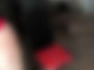 Live cam show with SweetCharlotte - Mature on MyBangCams