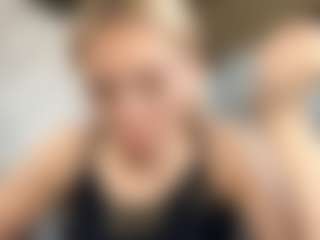 Live cam show with DennaDuerson - Athletic Amateur on Camsoda