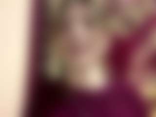Live cam show with NidiaMolone - New BBW on livesuperchat.net