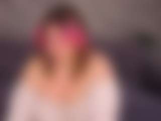 Pinka-Mena's Live Sex Cam Show