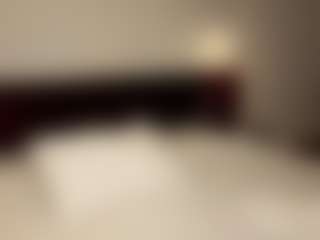Live cam show with Yuki-glow - New Teen (18+) on Camsoda