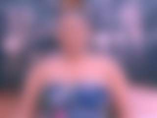 Live cam show with EbonySapphire4u - Mature on madthumbs