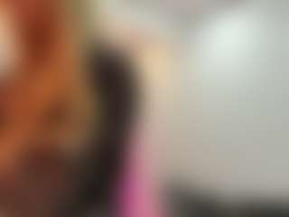 Kiara's Live Sex Cam Show