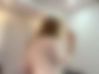 Kiara's Live Sex Cam Show