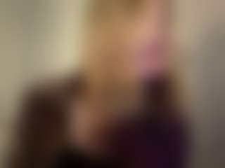 Kiaras Live-Sex-Cam-Show