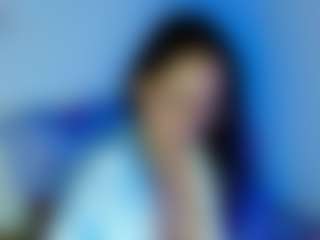 Live cam show with carolinaloveee - New Squirt on madthumbs