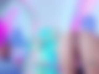 Live cam show with Lizzy-Monroe - New Petite on Camsoda