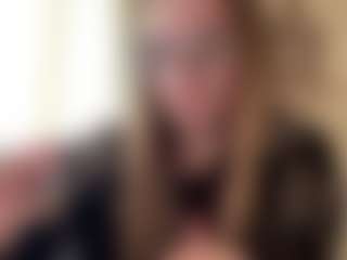 Live cam show with CicelyCapdeville - Bedroom Toys on justonemore.cc