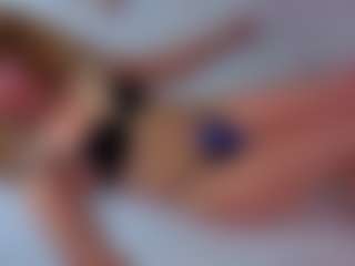 PrimroseStax's Live Sex Cam Show