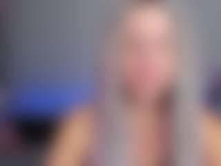 Live cam show with Fire-Dancer - Blue Eyes on StripNow