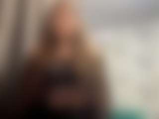Live cam show with Aleksa - Handjob on livesexfox.com