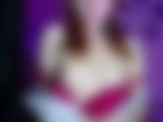 Flora's Live Sex Cam Show