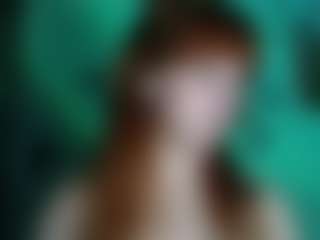 Flora's Live Sex Cam Show