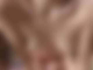 DeloiseHelfert's Live Sex Cam Show