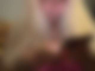 Live cam show with LaylaRed - Black on Gym Cam Girls