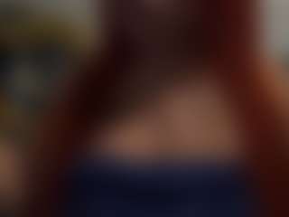 Live cam show with LaylaRed - Car on xxxlivecams.org