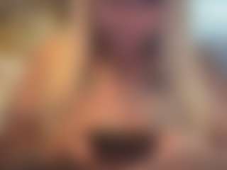 Live cam show with LaylaRed - Car on CamClone
