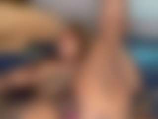 LaylaRed's Live Sex Cam Show