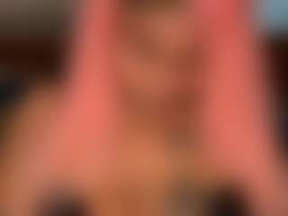 Live cam show with LaylaRed - Ebony MILF on Camsoda
