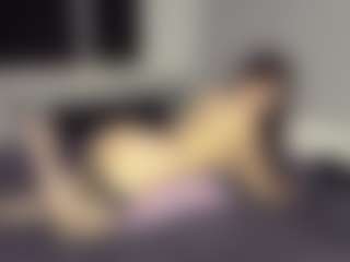 AnikaVelour's Live Sex Cam Show