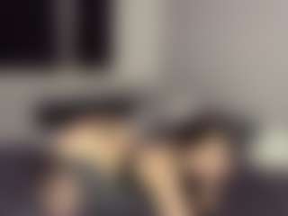 AnikaVelour's Live Sex Cam Show