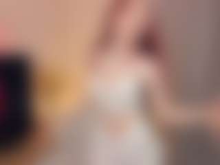 Live cam show with ellianora - Solo on Camsoda