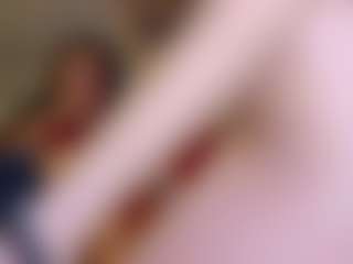KiraRomeroma's Live Sex Cam Show
