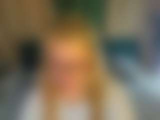 Live cam show with Alessia-Lee5 - Upskirt on Soda Cam