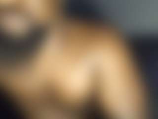 Live cam show with beard-beast - Big Balls on Mixed Magazine Live