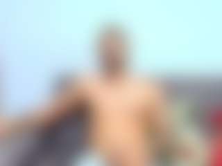 Magicomartin's Live Sex Cam Show