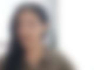 Live cam show with XiomaraRoney - Smoking on Hubzter Live