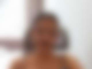 Live cam show with XiomaraRoney - Granny Big Ass on xDating