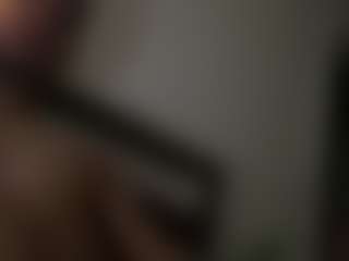 yesyes0101's Live Sex Cam Show