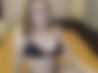 Live cam show with LiaFlower - Striptease Young Adult on Hubzter Live