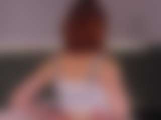 Live cam show with Flirtiny - Red Hair Young Adult on Camsoda