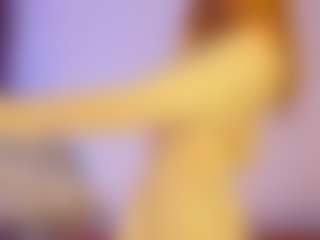 Live cam show with EsmeSnowKitty - Bedroom Mature on live.xbliss.ai