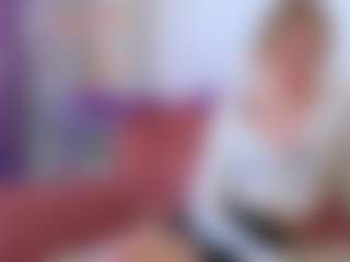 Live cam show with EsmeSnowKitty - Blonde Hair Middle Aged on Strip Flash - Live Sex Shows