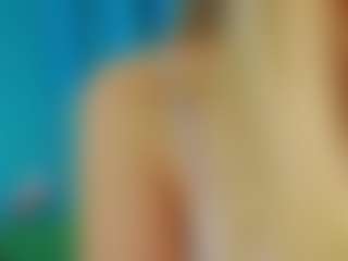 LunaBruoks's Live Sex Cam Show