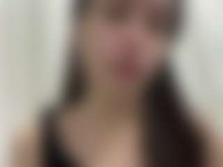 Live cam show with ShanaeHilfiker - Ahegao on Camsoda