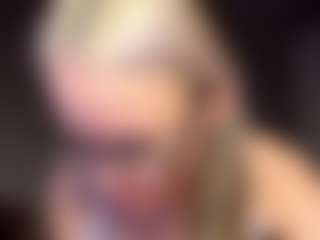 Live cam show with Sarah - New Teen (18+) on https://playwithruby.com