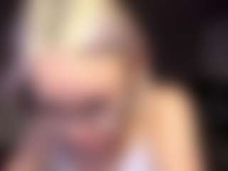 Sarah's Live Sex Cam Show