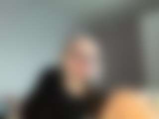 Sarah's Live Sex Cam Show